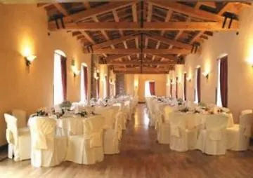 Inn Castello Di Clanezzo Hotel